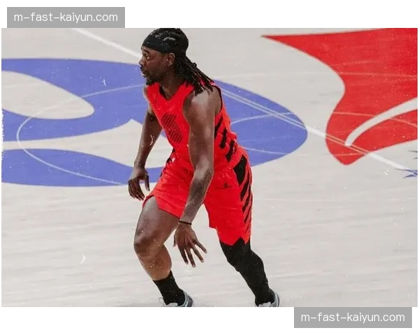 开拓者118-106击败鹈鹕升至西部第八 霍勒迪27分阿夫迪亚26+8+7全面表现